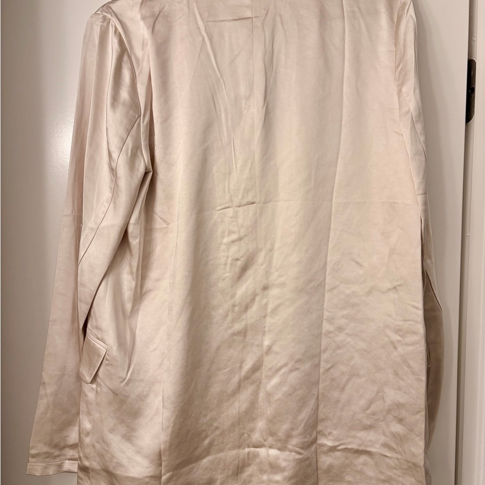 Elegant Off-White Satin Oversized Blazer - Picture 5 of 5